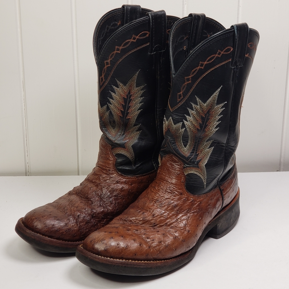 Larry Mahan 'Flex-Sole' Full Quill Ostrich Roper in Cognac - Men's size 9.5 D